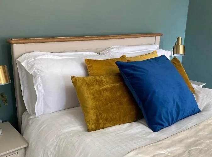 Апартаменты The Cosy By The Shore *